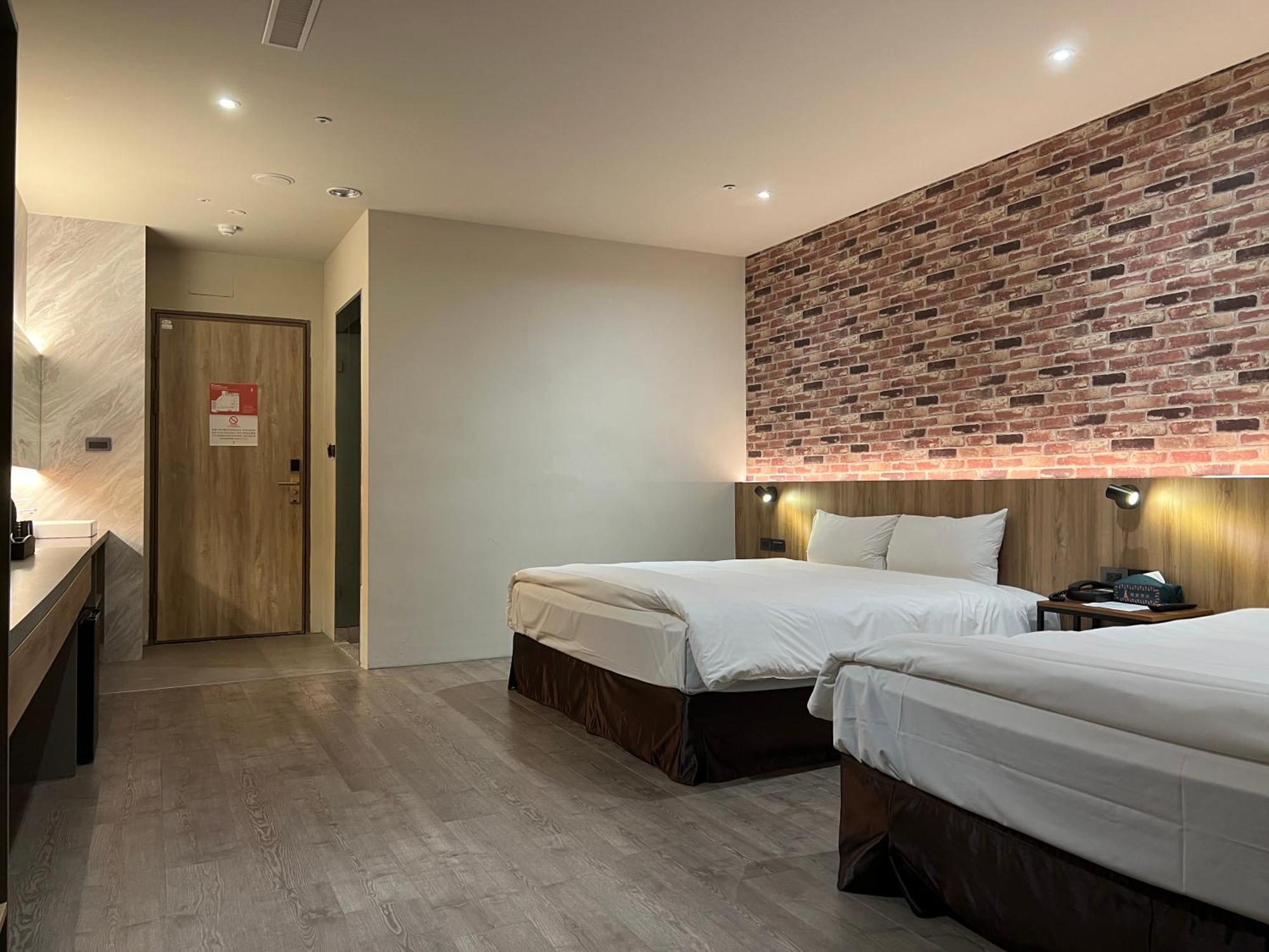 Saint Hostel Beigang Екстериор снимка