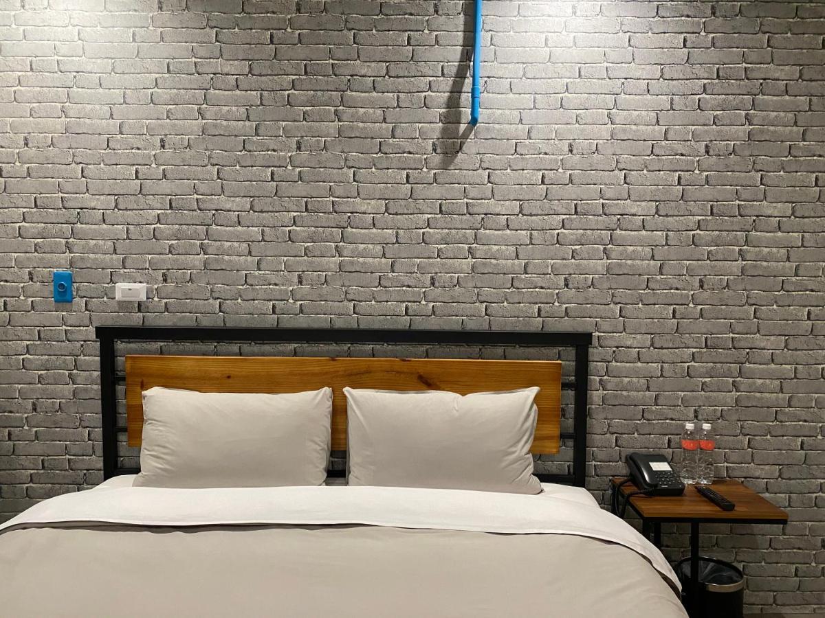 Saint Hostel Beigang Екстериор снимка
